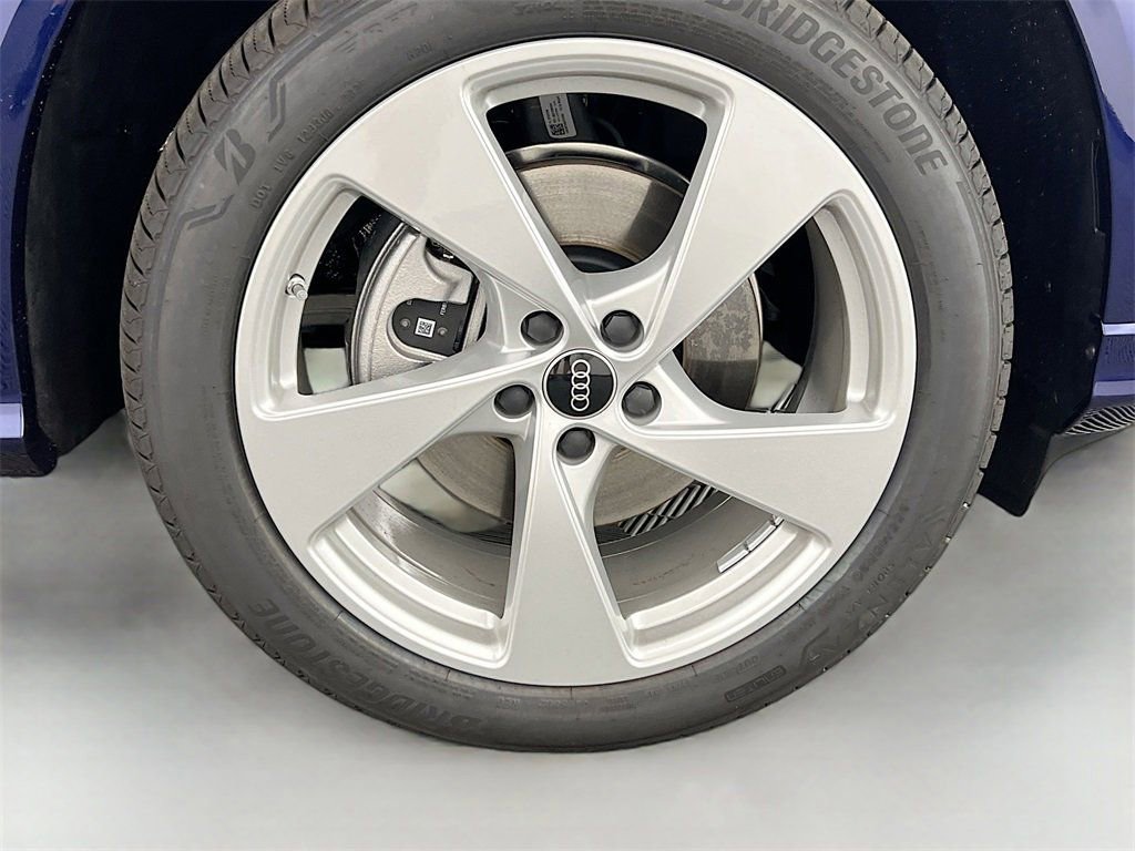 New 2025 Audi Q5 Premium Plus image 31