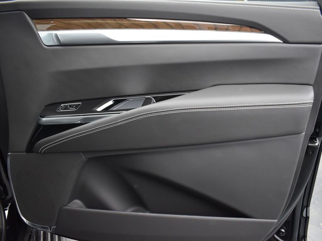 Certified 2026 Cadillac Escalade ESV Platinum Sport w/ LPO, ONYX Package image 37