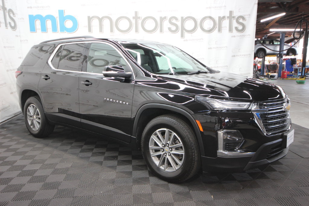 Used 2022 Chevrolet Traverse LT w/ LPO, Floor Liner Package AWD/4WD image 10