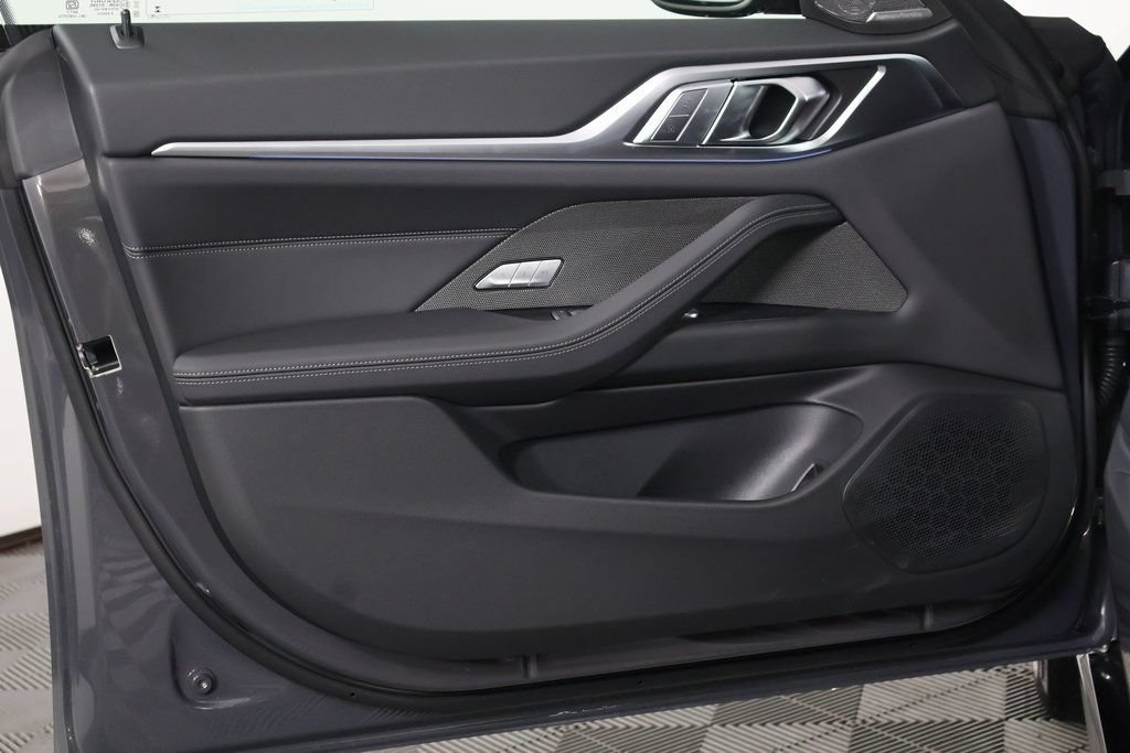 New 2026 BMW i4 eDrive40 w/ M Sport Package RWD image 7