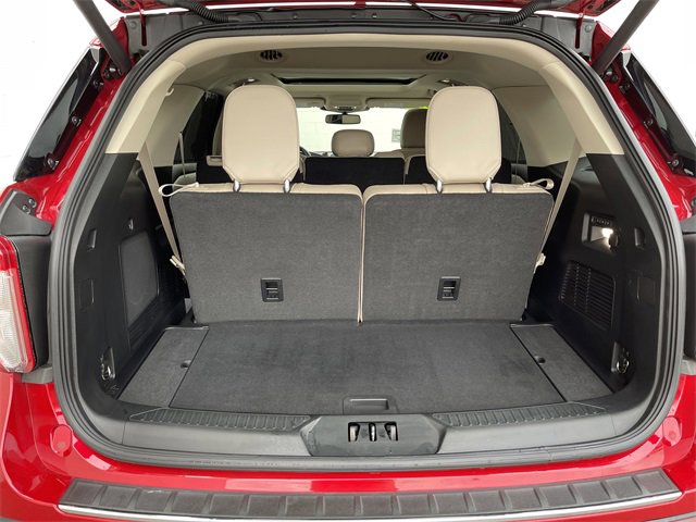Used 2022 Ford Explorer Limited w/ Equipment Group 301A image 23