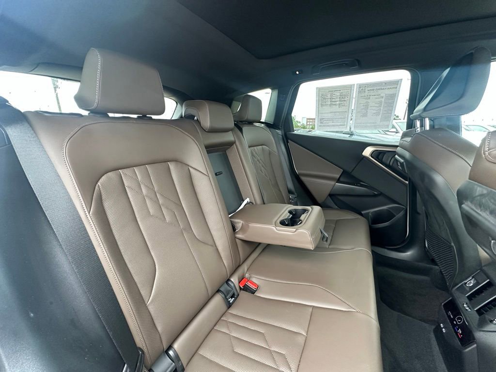 Certified 2025 BMW X3 xDrive30i w/ Premium Package image 25