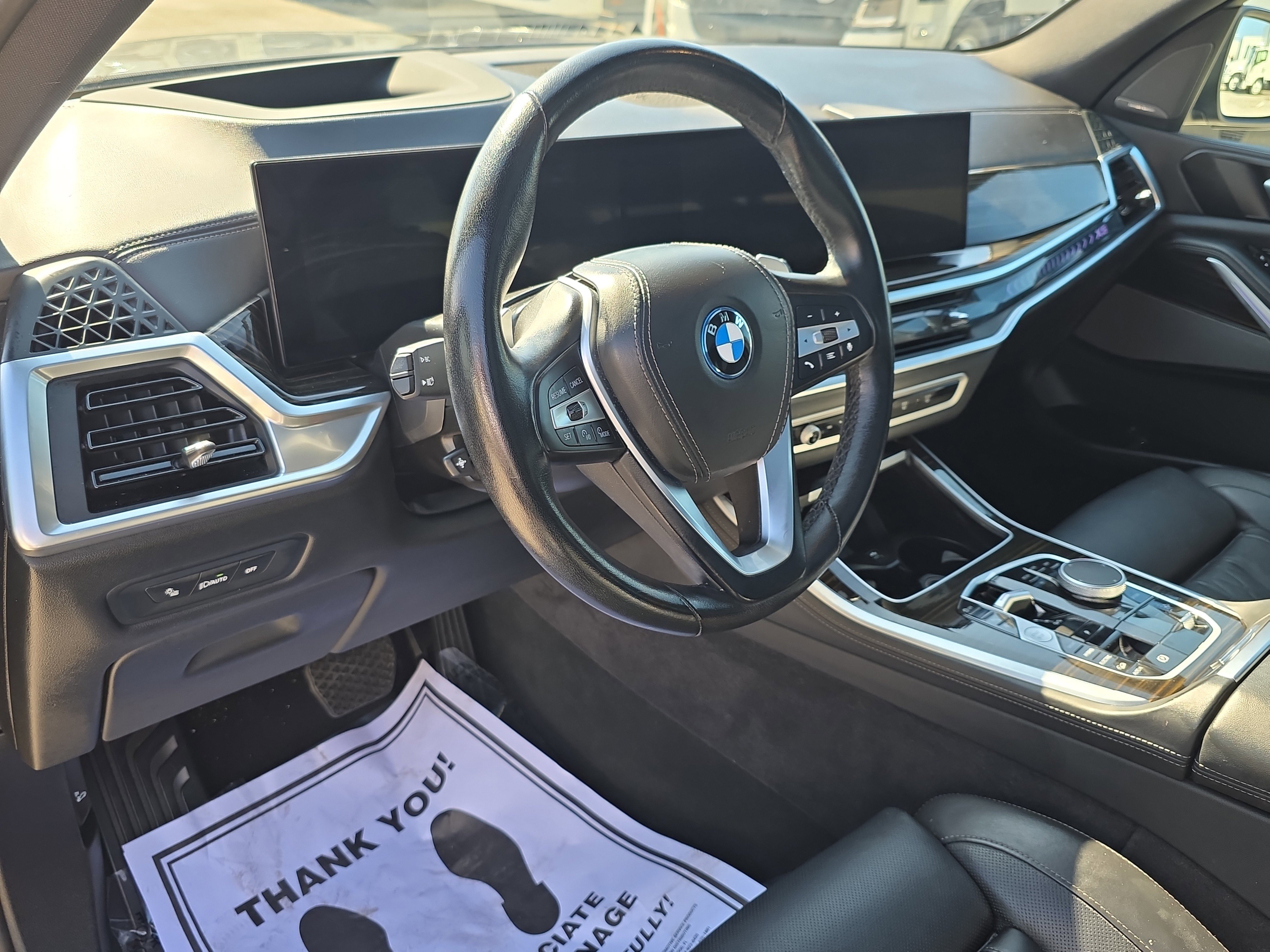 Used 2025 BMW X5 xDrive50e AWD/4WD image 23