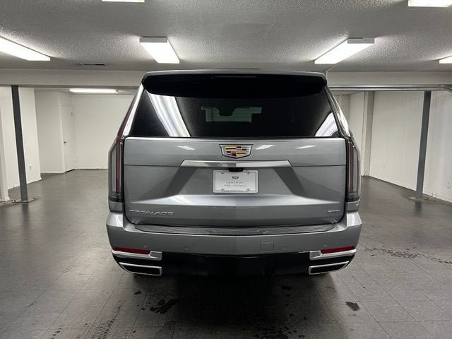 Certified 2026 Cadillac Escalade Luxury AWD/4WD image 4