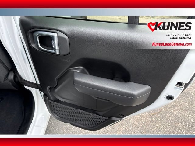 Used 2025 Jeep Wrangler Unlimited Sport AWD/4WD image 19