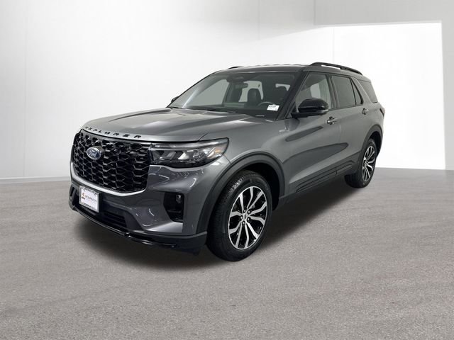 Used 2025 Ford Explorer ST-Line image 2