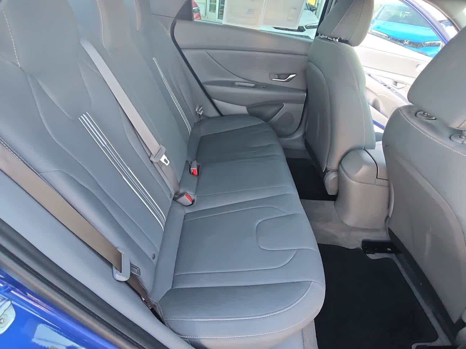 Used 2022 Hyundai Elantra SEL FWD image 58