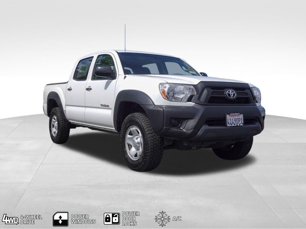 Used 2015 Toyota Tacoma 4x4 Double Cab w/ Convenience Package image 1