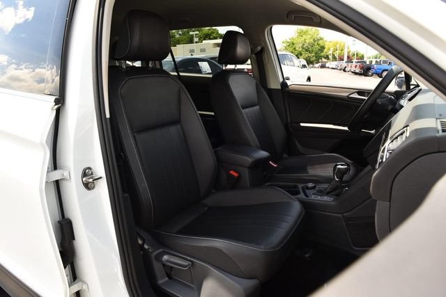 Certified 2022 Volkswagen Tiguan SE AWD/4WD image 21