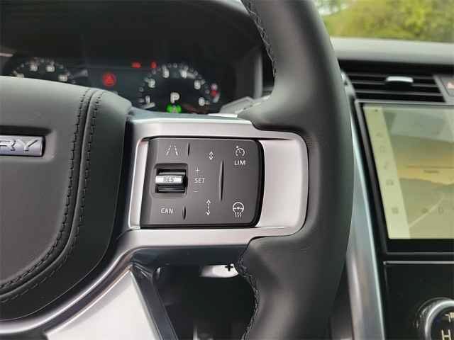 New 2025 Land Rover Discovery Metropolitan Edition AWD/4WD image 29