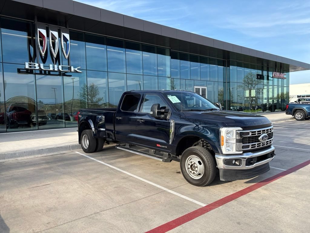 Used 2024 Ford F350 XLT AWD/4WD image 5