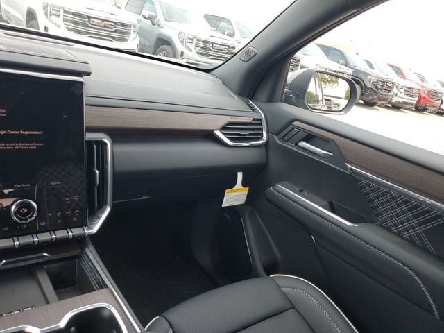 New 2026 GMC Acadia Denali w/ Super Cruise Package FWD image 15