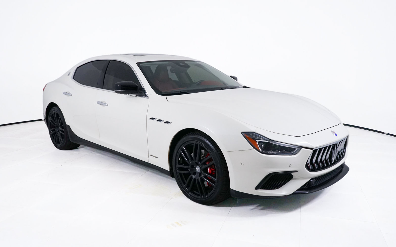 Used 2018 Maserati Ghibli S GranSport Q4 AWD/4WD image 9