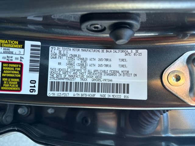 Used 2023 Toyota Tacoma TRD Off-Road image 23