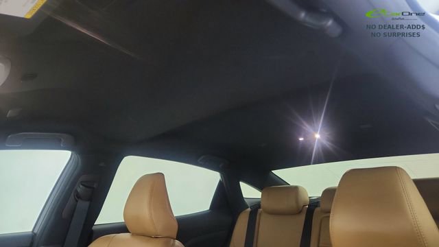 Used 2024 Toyota Crown AWD/4WD image 53