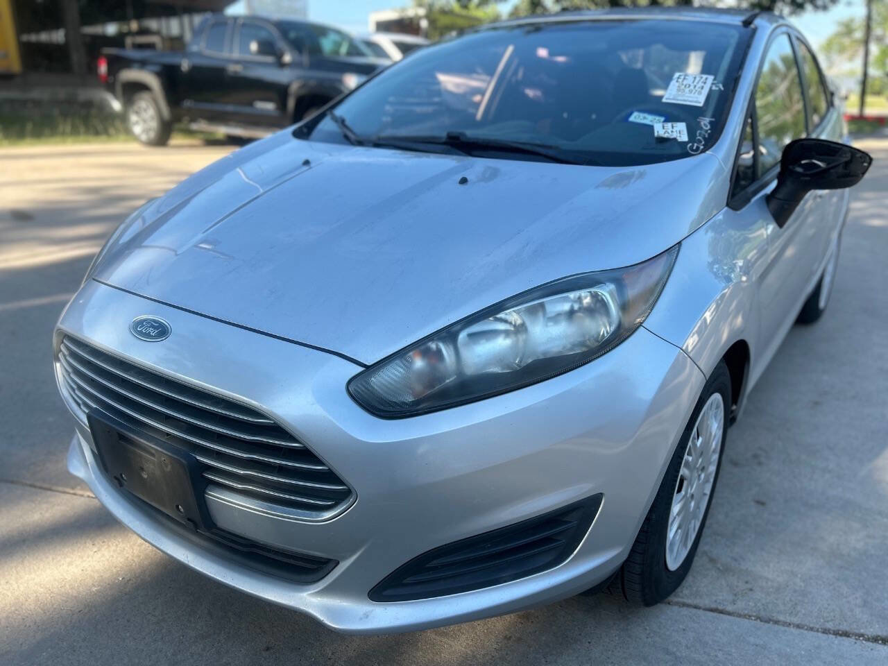 Used 2014 Ford Fiesta S FWD image 2