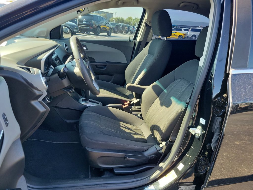 Used 2019 Chevrolet Sonic LT FWD image 18