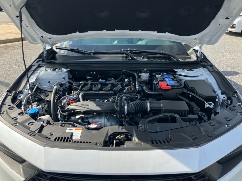 Certified 2025 Honda Accord SE image 20