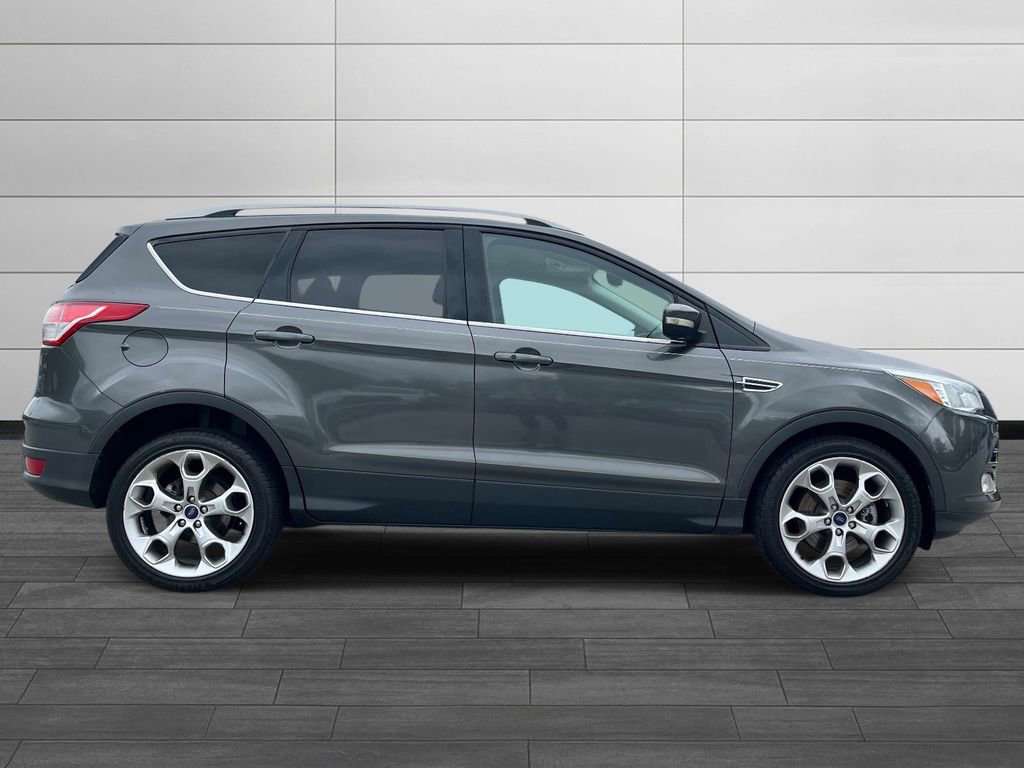 Used 2015 Ford Escape Titanium AWD/4WD image 2