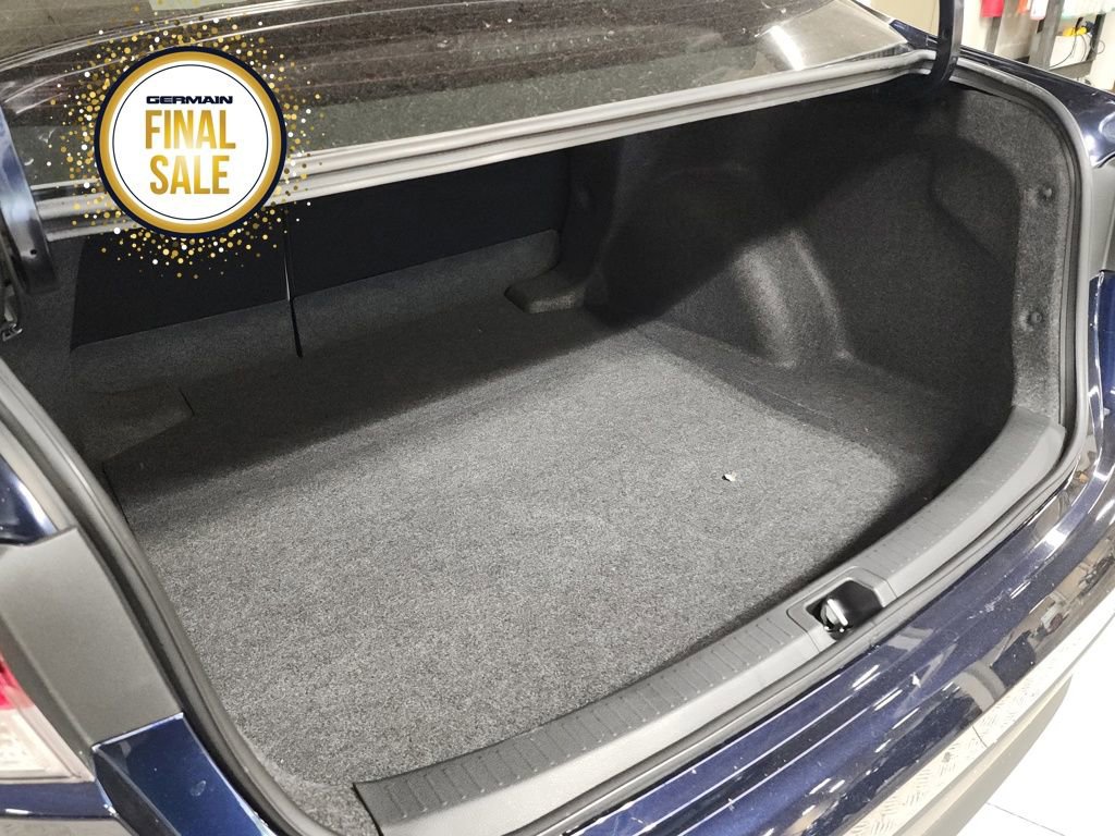 Used 2025 Toyota Corolla LE image 19