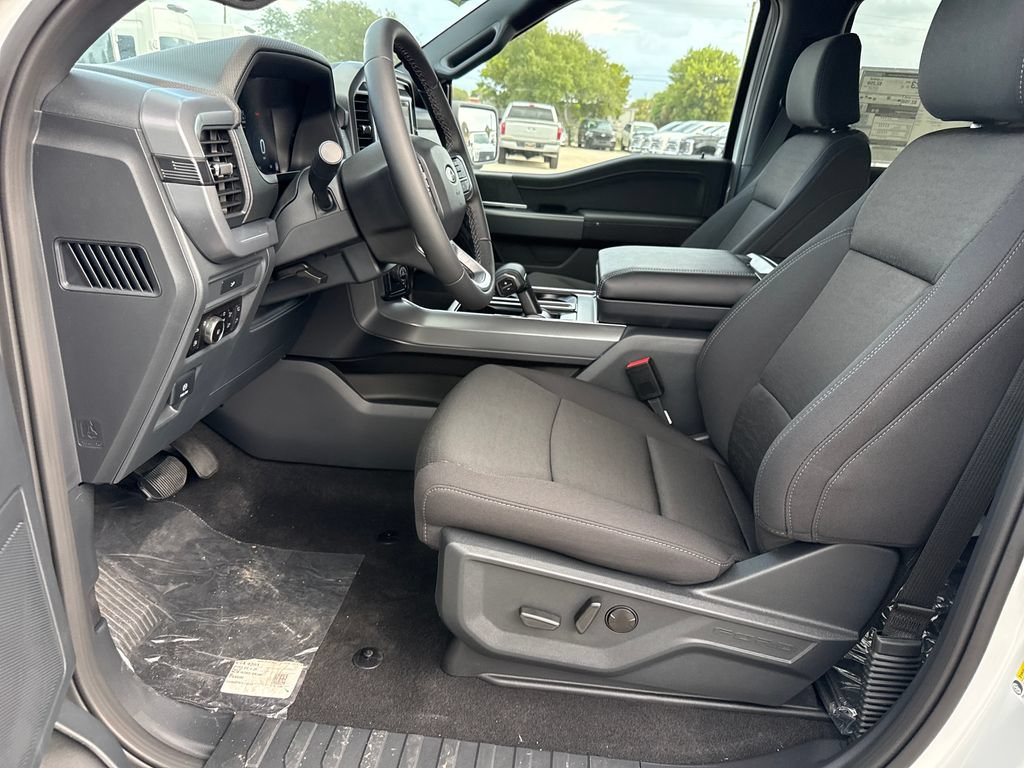 New 2026 Ford F150 XLT w/ Equipment Group 302A MID AWD/4WD image 21