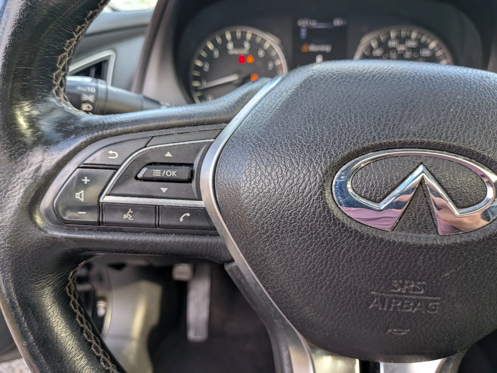 Used 2019 INFINITI Q50 Luxe AWD/4WD image 45
