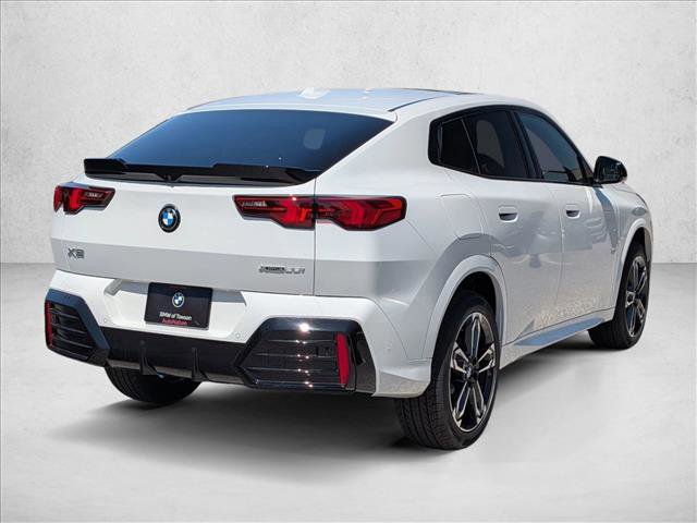 New 2026 BMW X2 xDrive28i AWD/4WD image 2