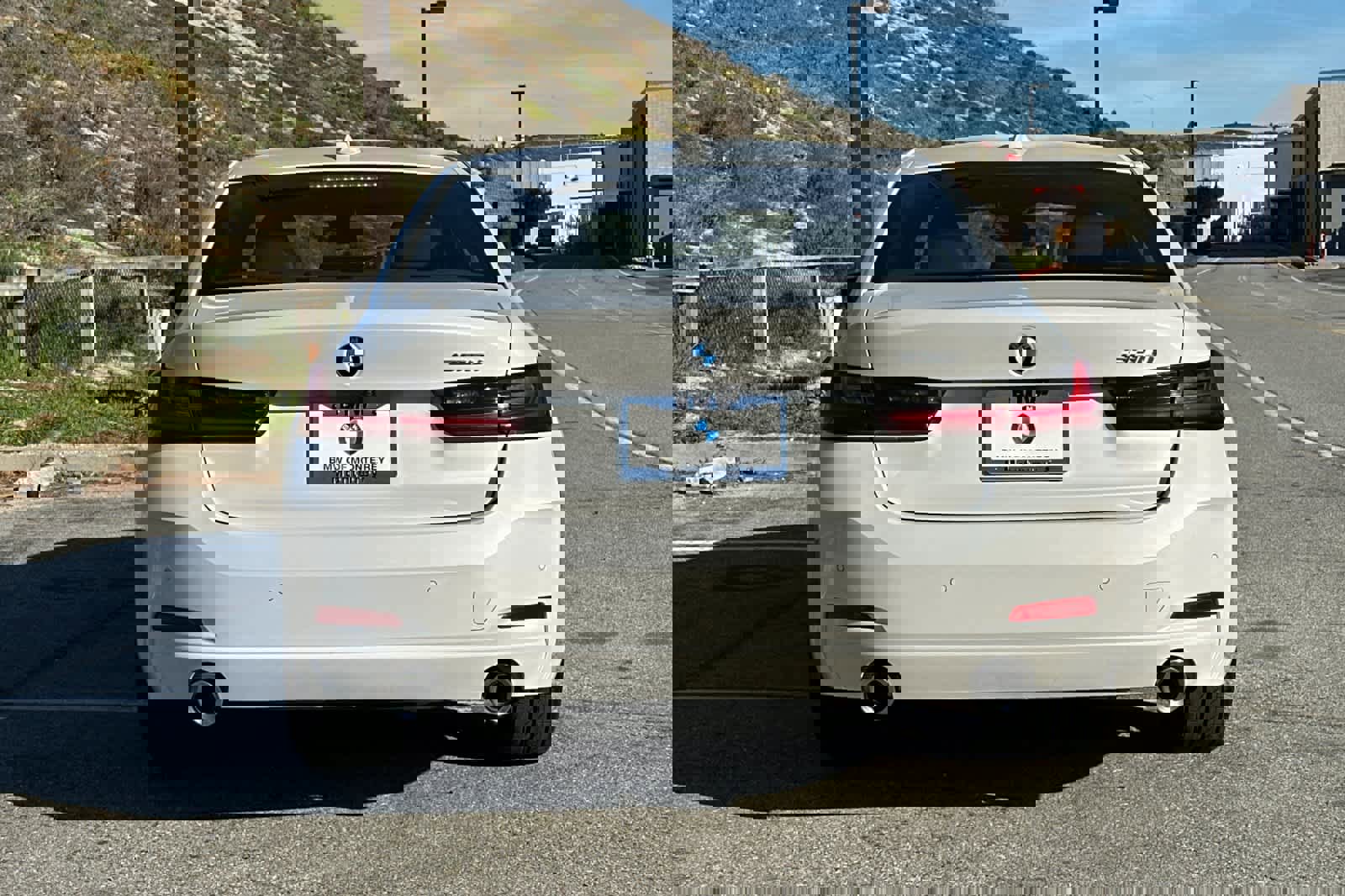 Used 2025 BMW 330i Sedan image 8