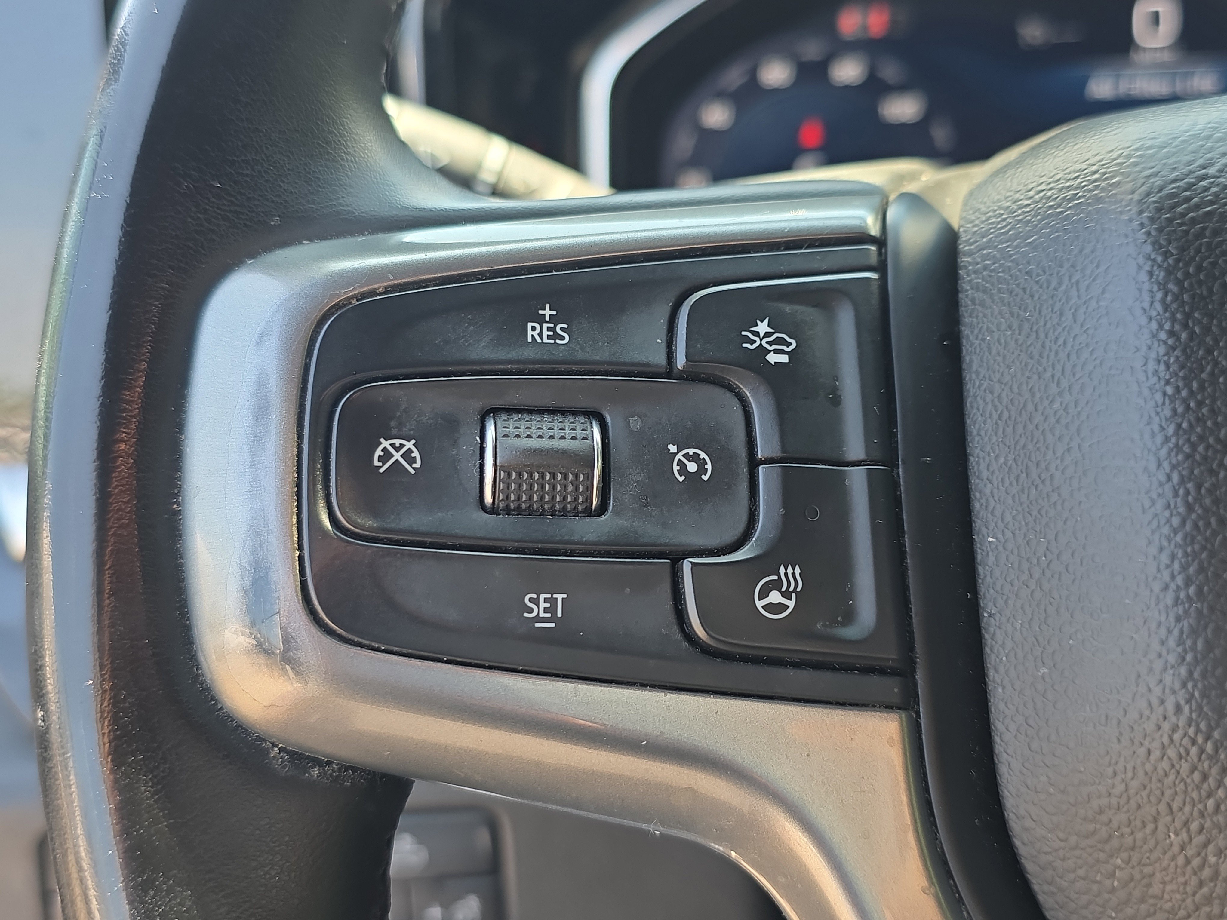 Used 2025 Chevrolet Silverado 2500 LT w/ Convenience Package AWD/4WD image 30