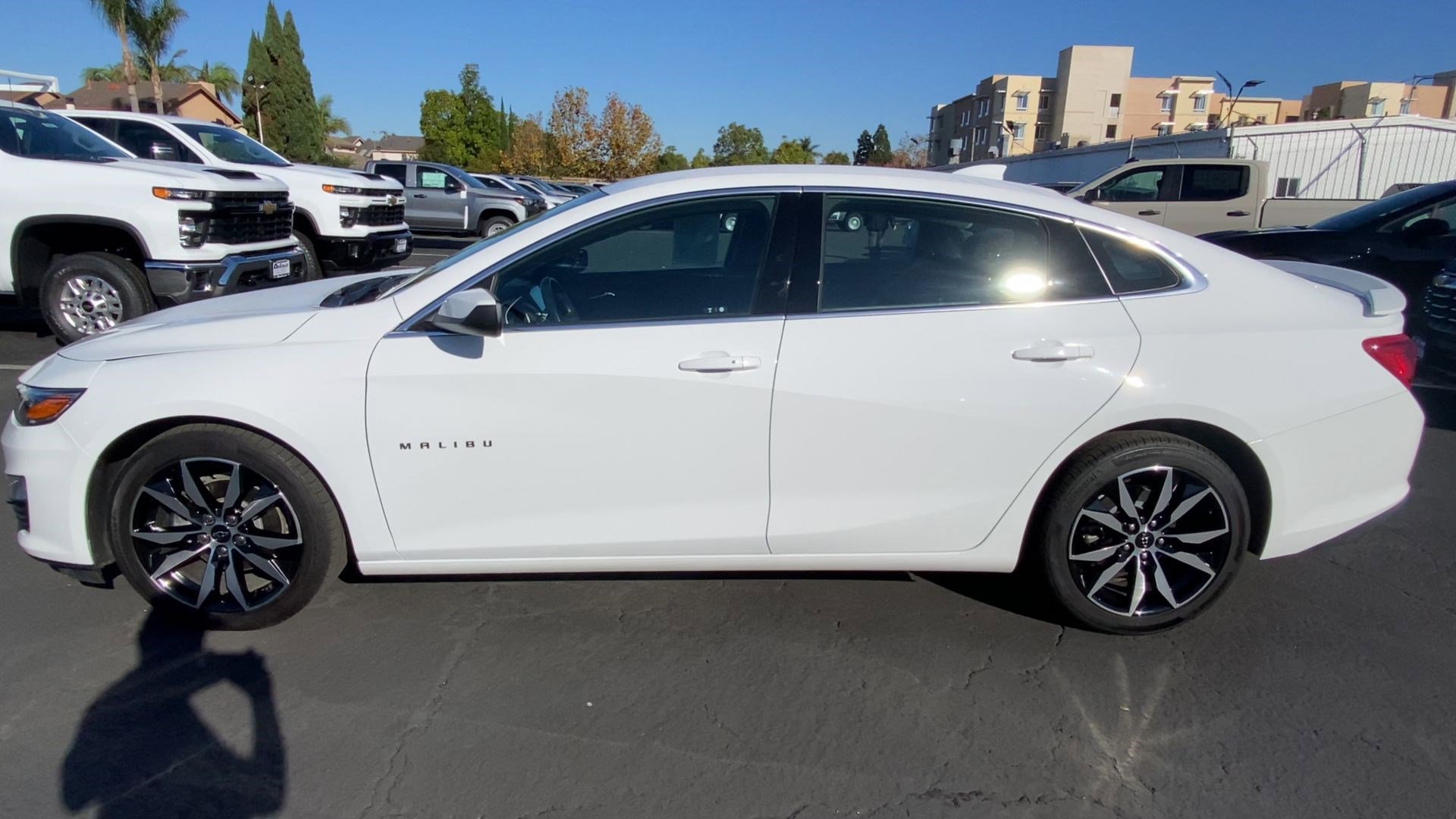 Used 2022 Chevrolet Malibu RS image 9