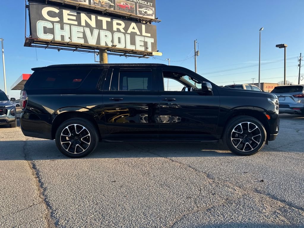 Used 2021 Chevrolet Suburban RST image 7