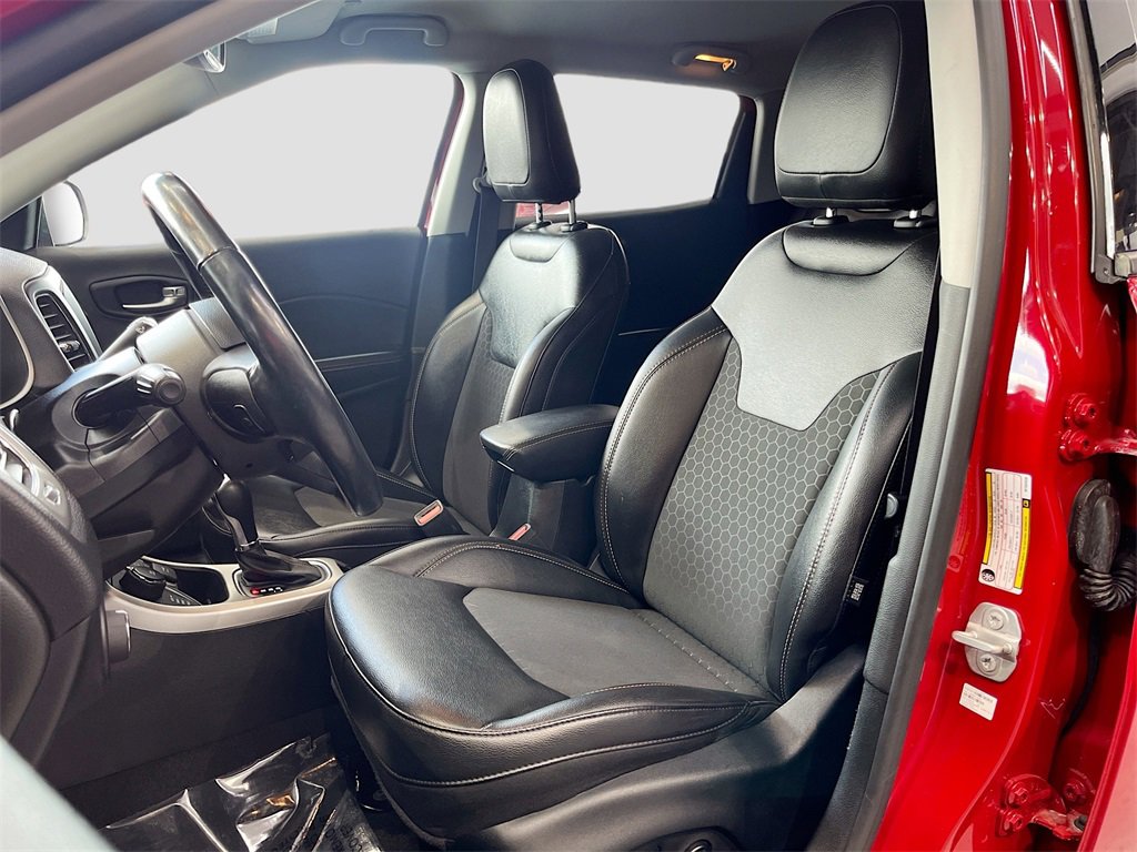 Used 2021 Jeep Compass Latitude w/ Convenience Group image 20