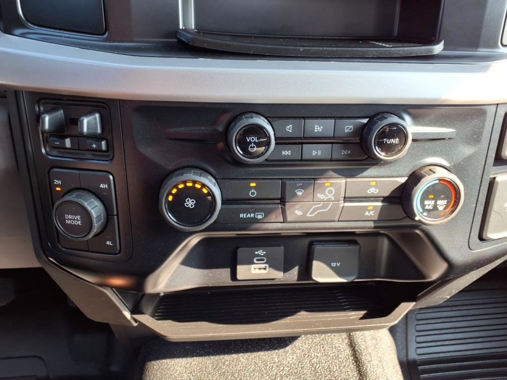 Used 2023 Ford F350 XLT image 20