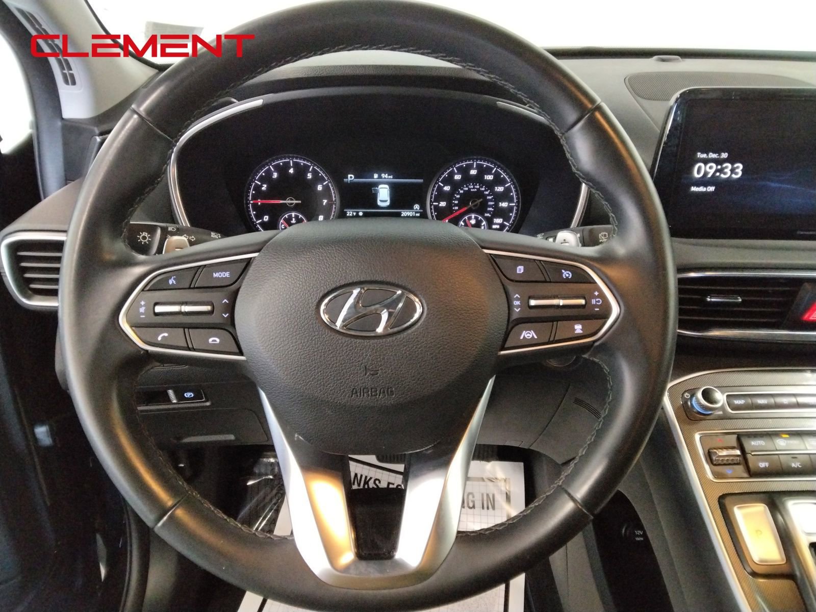 Used 2023 Hyundai Santa Fe SEL image 12