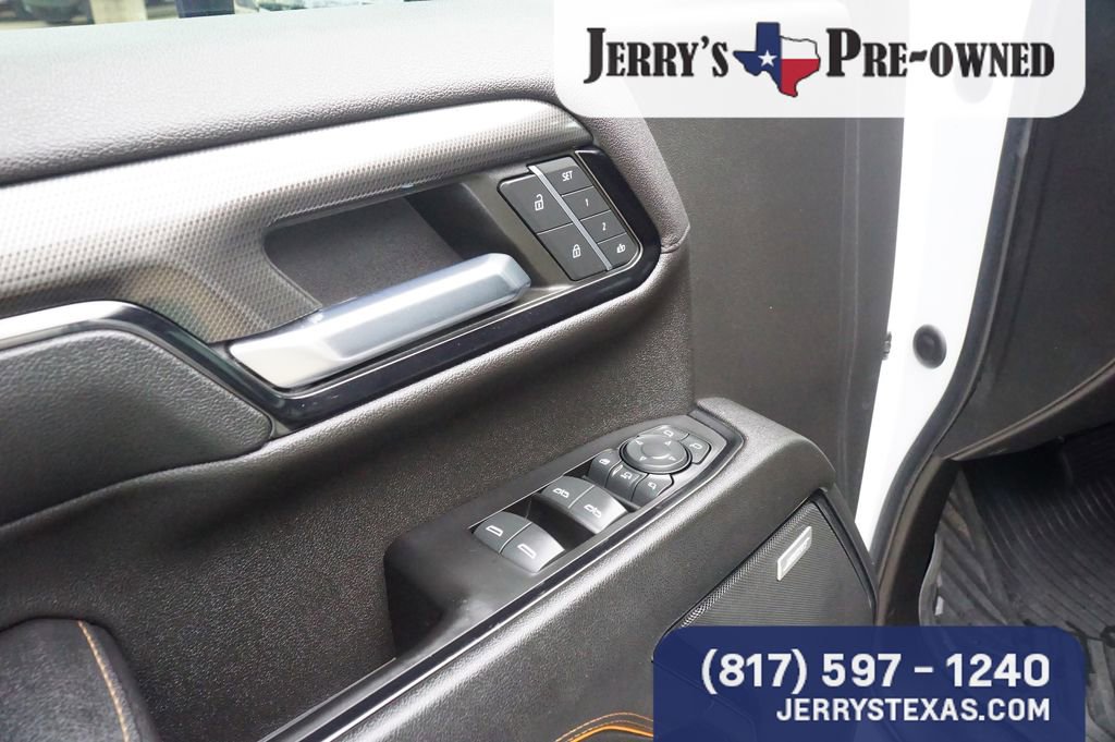 Used 2024 GMC Sierra 2500 AT4 w/ AT4 Premium Plus Package image 17