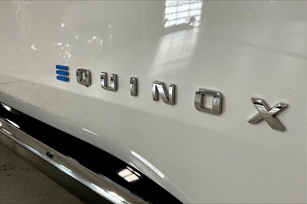 Used 2025 Chevrolet Equinox EV LT image 31