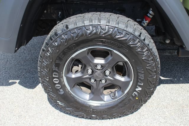Used 2021 Jeep Gladiator Rubicon AWD/4WD image 37