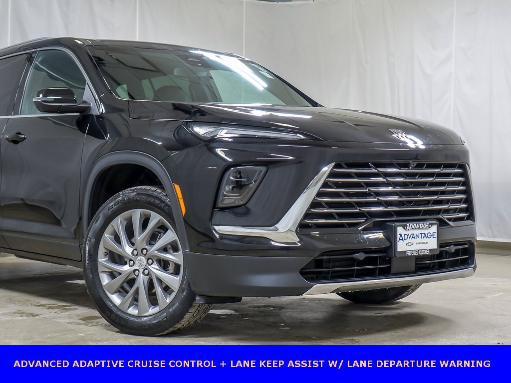 Certified 2025 Buick Enclave Preferred image 3