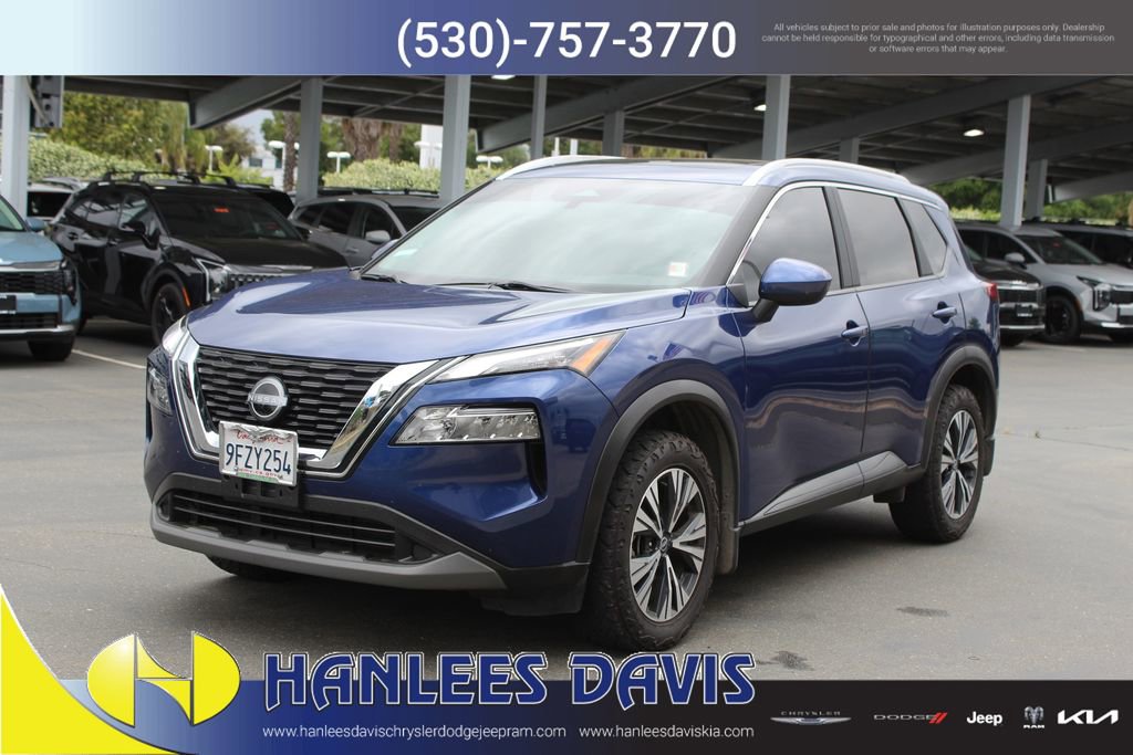 Used 2023 Nissan Rogue SV w/ SV Premium B Package image 3