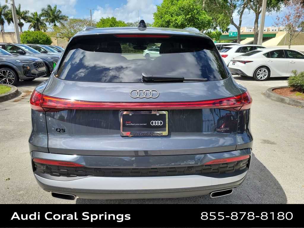 Certified 2025 Audi Q5 Premium w/ Convenience Package image 7