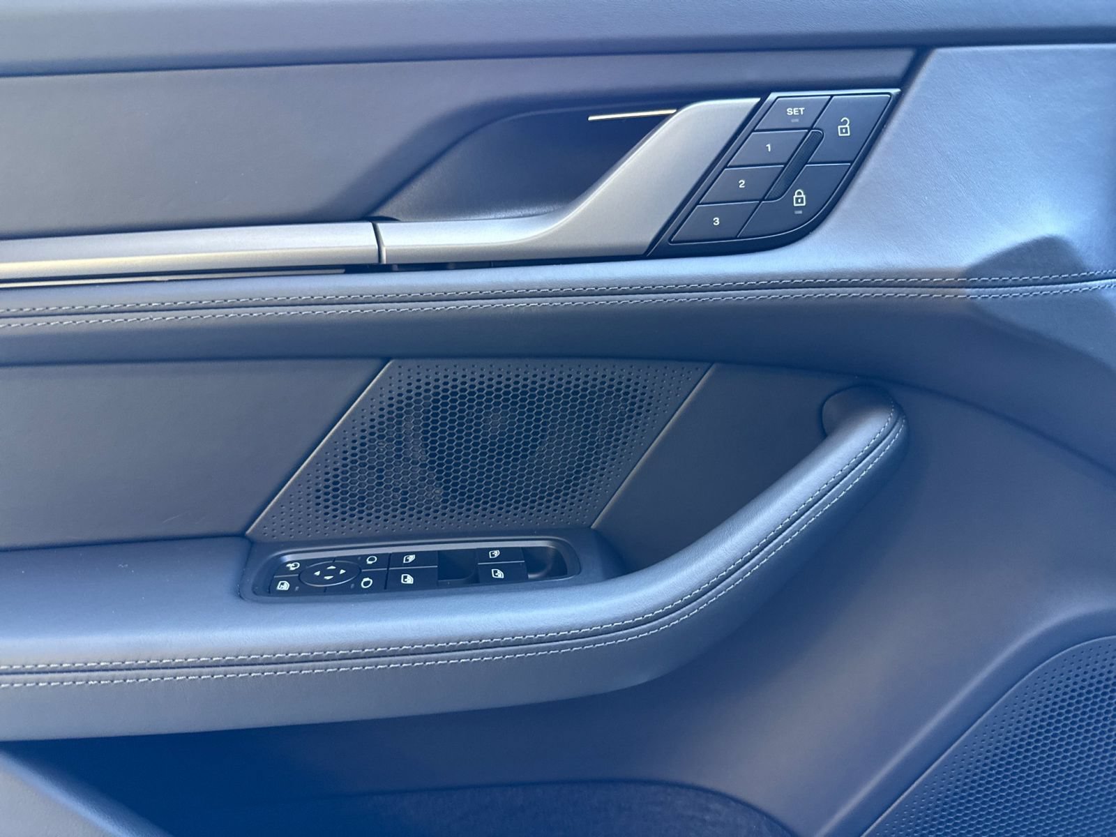 Certified 2025 Porsche Taycan RWD image 12
