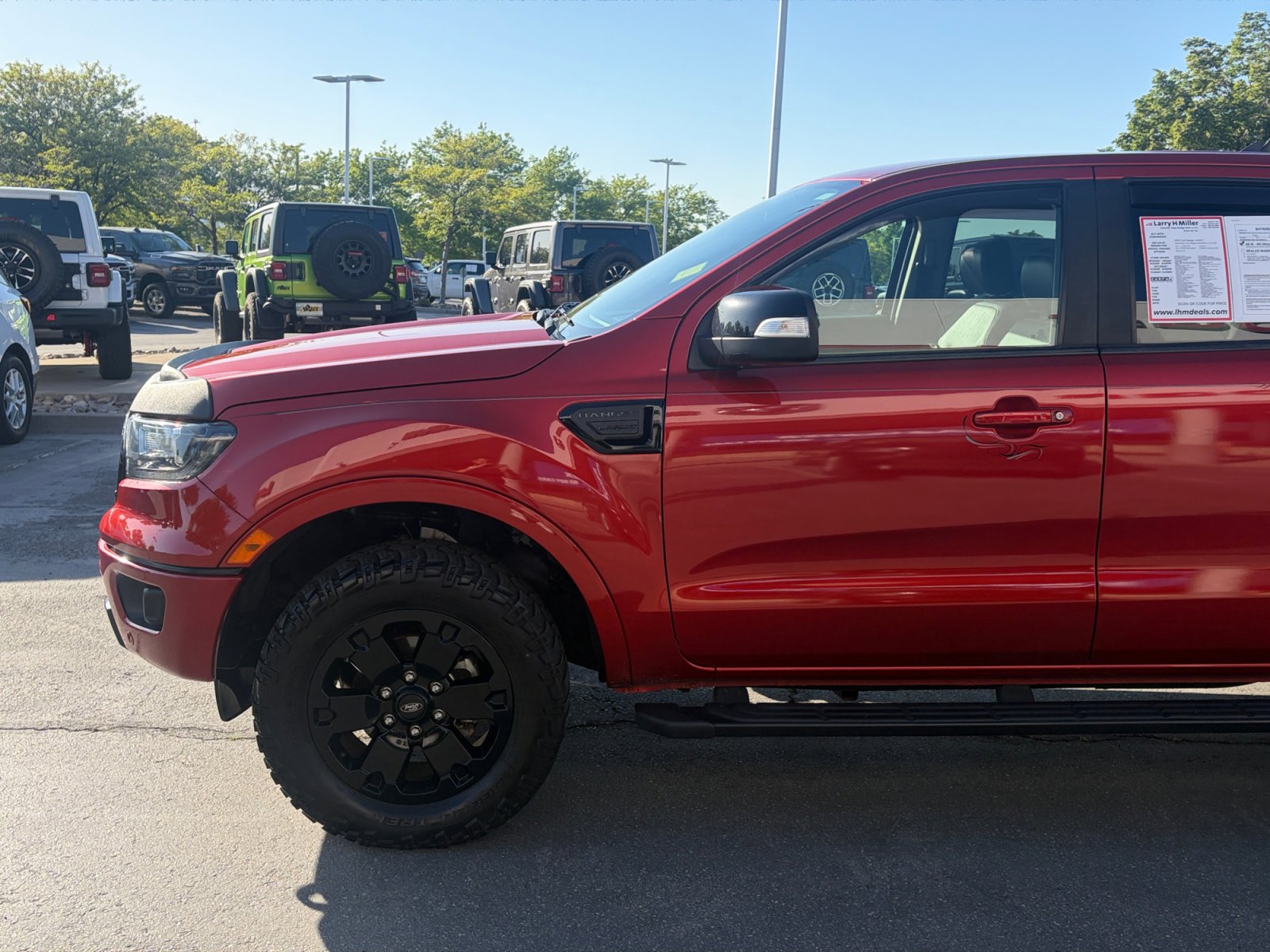 Used 2019 Ford Ranger Lariat w/ Black Appearance Package AWD/4WD image 10