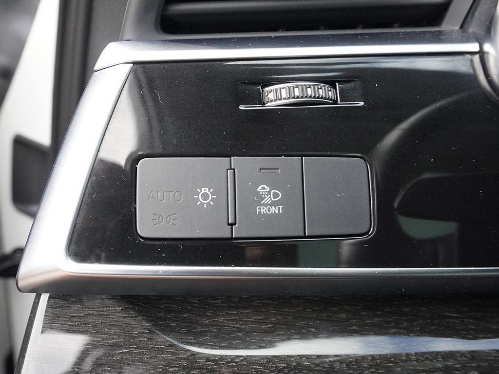 Used 2023 Audi Q7 3.0T Premium Plus AWD/4WD image 53
