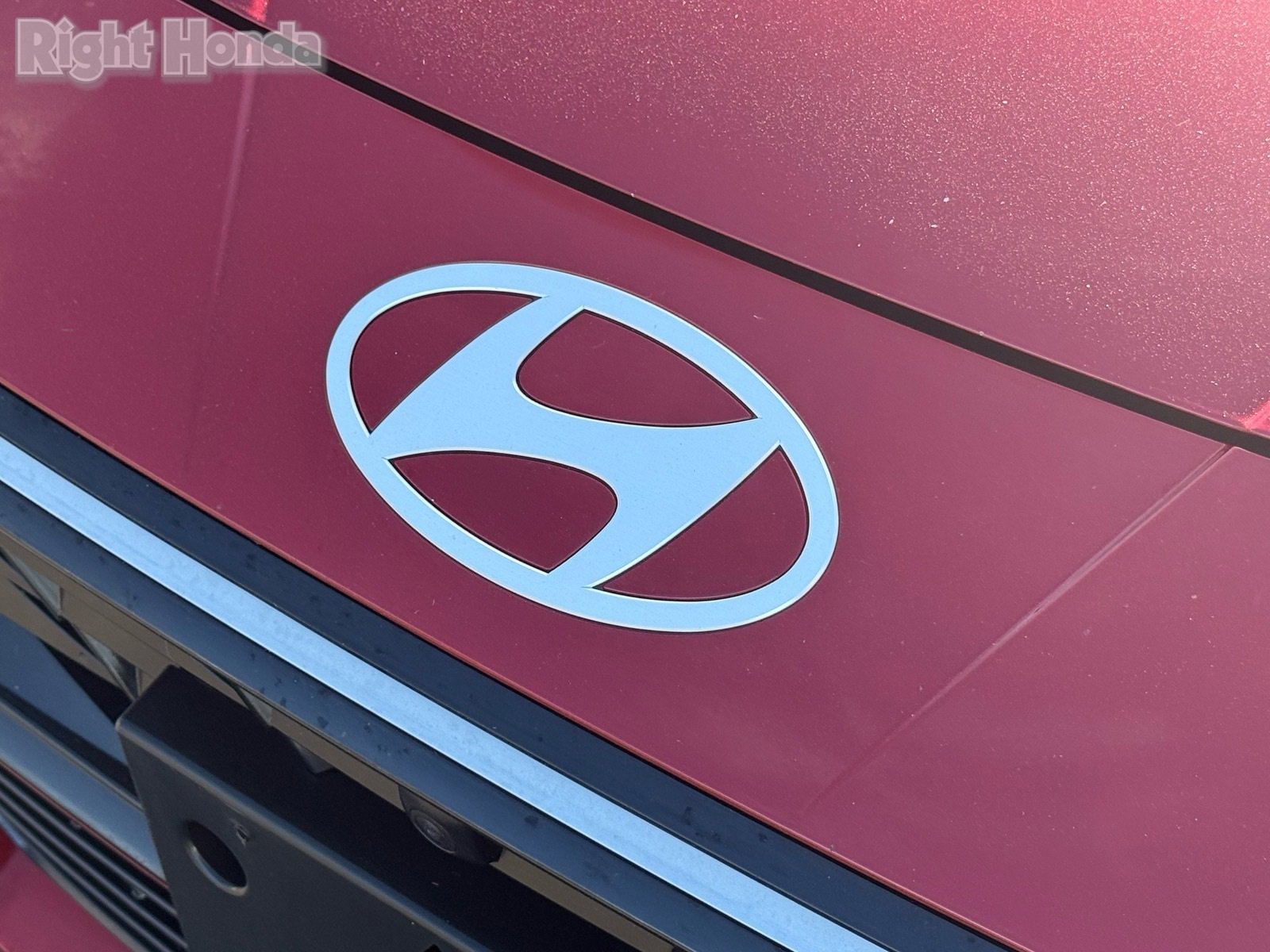 Used 2024 Hyundai Elantra Limited image 32