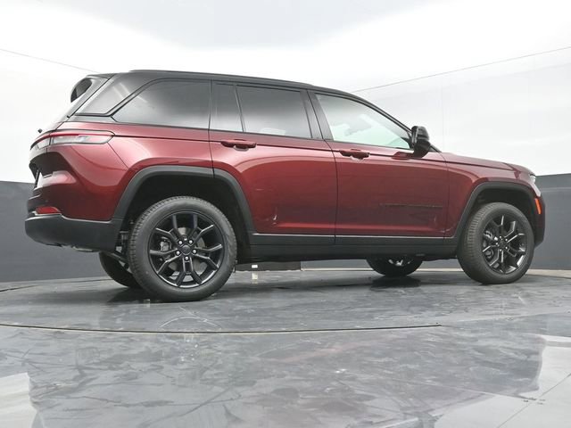 New 2025 Jeep Grand Cherokee Limited AWD/4WD image 43