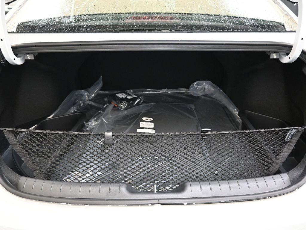 New 2026 Hyundai Elantra Blue image 17