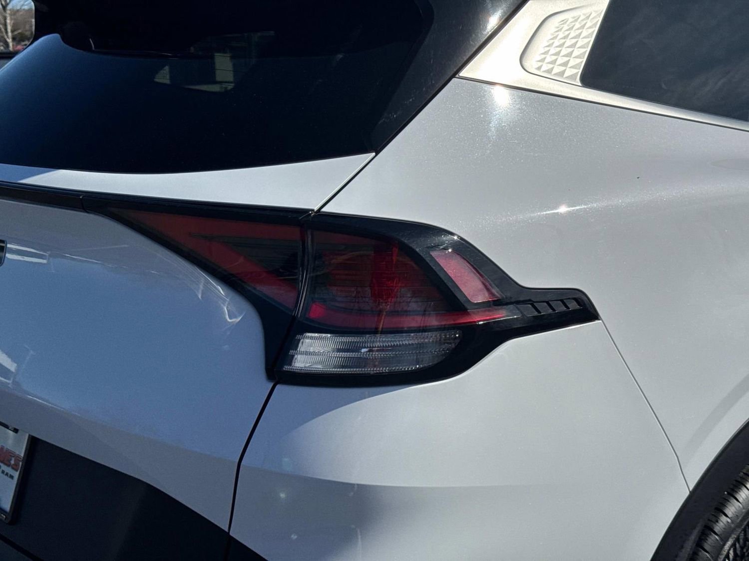 Used 2023 Kia Sportage EX image 12