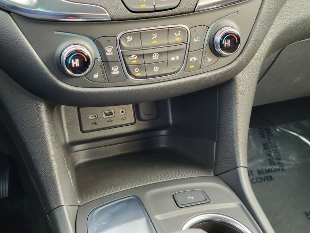 Used 2024 Chevrolet Equinox LT FWD image 27