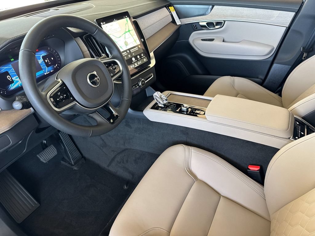 New 2026 Volvo XC90 B6 Plus w/ Protection Package Premier AWD/4WD image 9