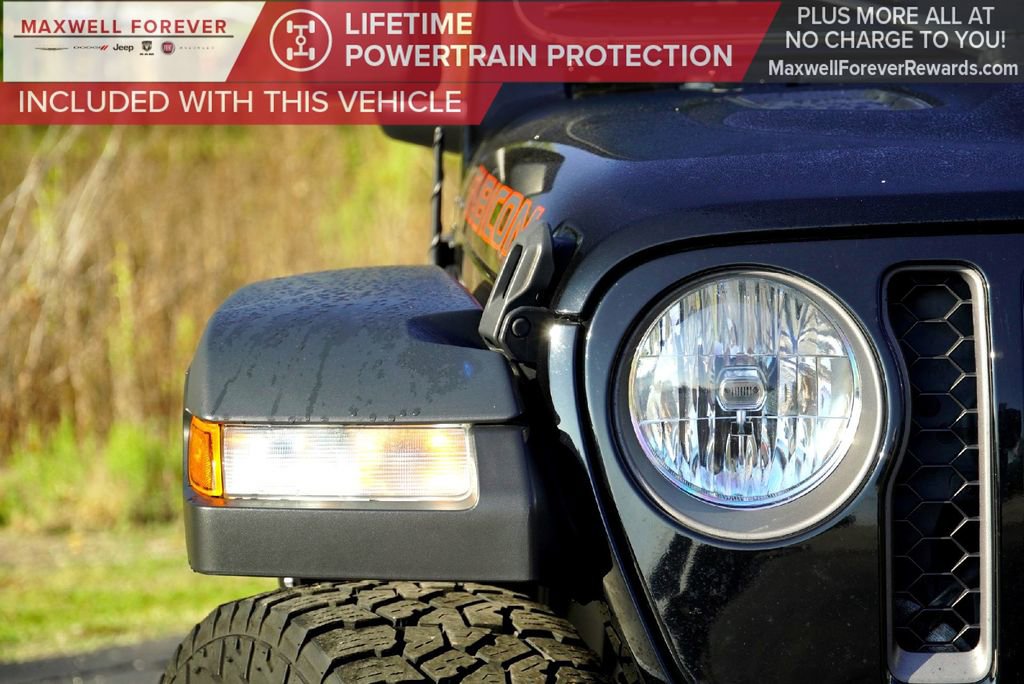 Used 2022 Jeep Gladiator Rubicon w/ Safety Group image 3